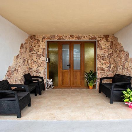 Da Mario & Marianna Apartman Campanedda Kültér fotó