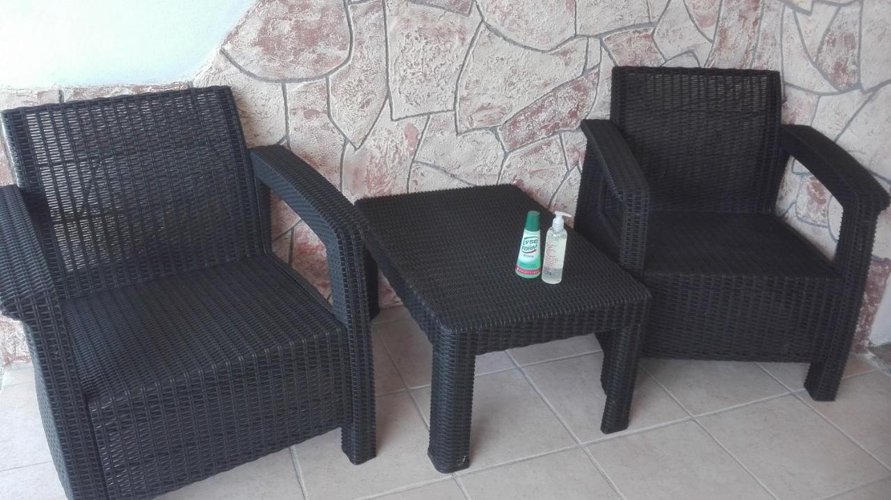 Da Mario & Marianna Apartman Campanedda Kültér fotó