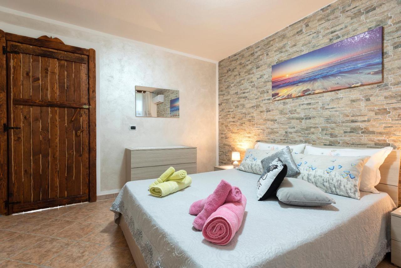 Da Mario & Marianna Apartman Campanedda Kültér fotó